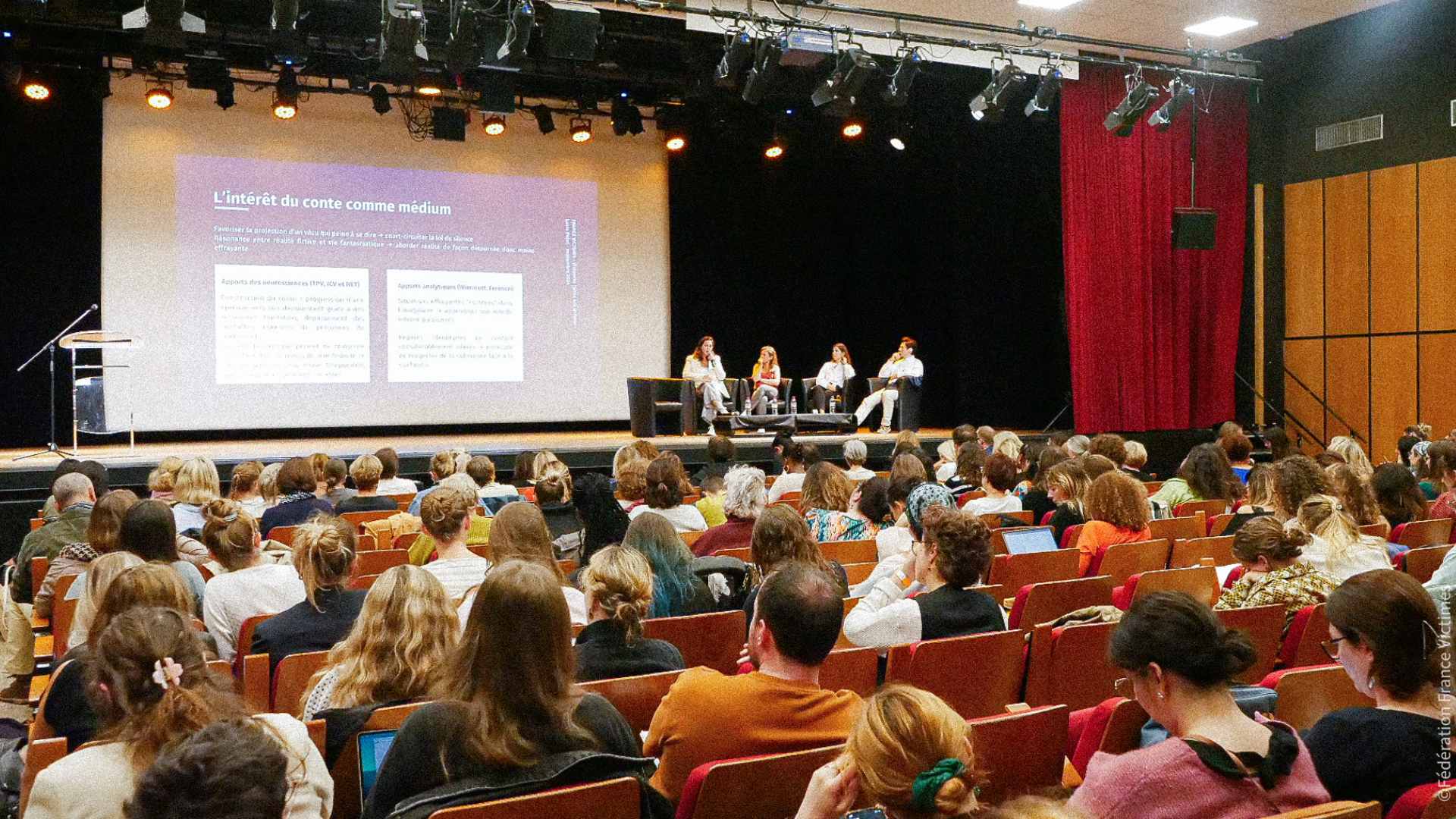 Colloque mineurs victimes - Retour sur deux journées de formation et d’échanges à Paris